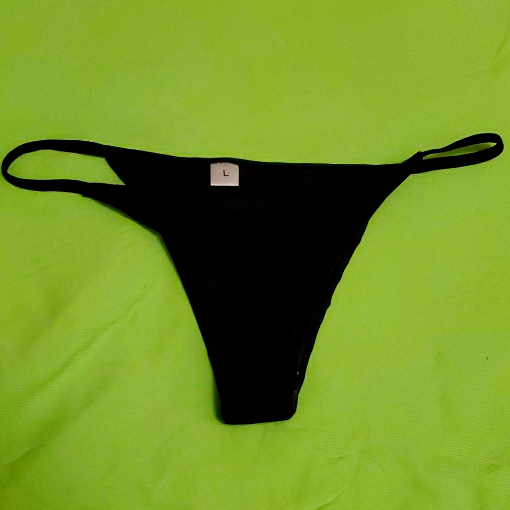 Black bikini bottom